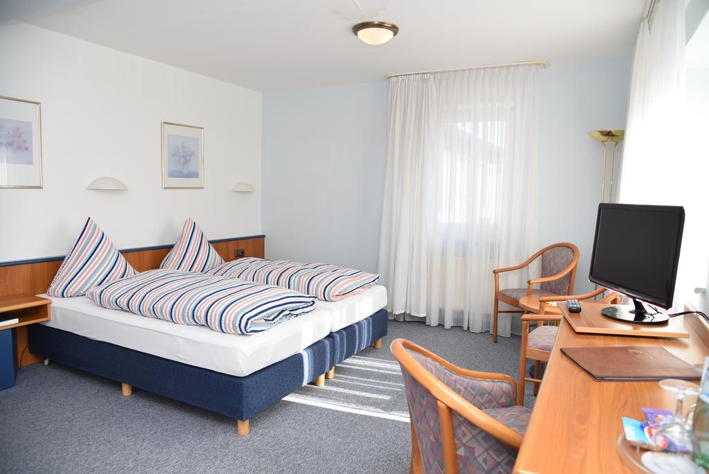 Hotel An Der Alten Porzelline Neuhaus am Rennweg Quarto foto